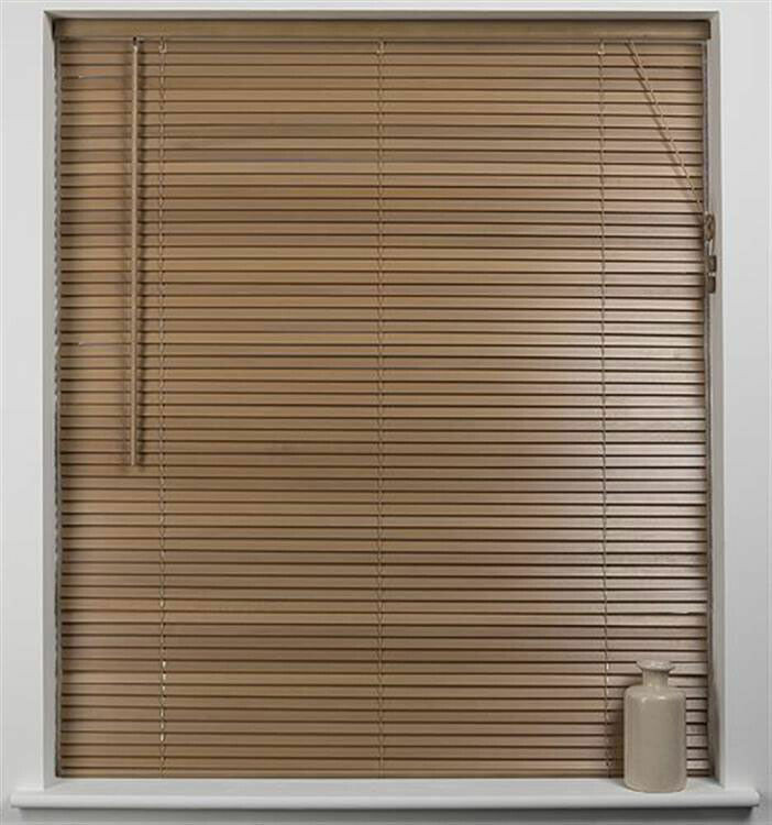 Harrison Drape 25mm Wooden Venetian Blind - Oak | Venetian Blinds | The ...